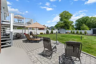 257 Cadman Ave, Babylon, NY 11702 - Photo 23