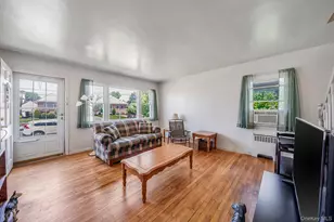 124 Washington Ave, Valley Stream, NY 11580 - Photo 7