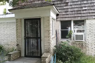 13-05 133rd Pl, College Point, NY 11356 - Photo 5