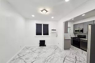 455 E 43rd St, Brooklyn, NY 11203 - Photo 11