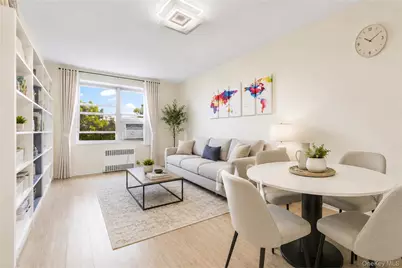 28-02 Parsons Boulevard #4E, Flushing, NY 11354 - Photo 3
