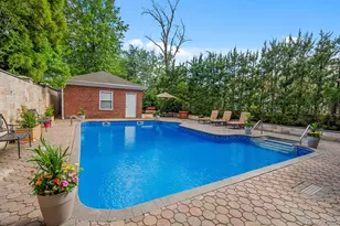 4 Point Crescent, Whitestone, NY 11357 - Photo 31