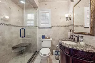 4 Point Crescent, Whitestone, NY 11357 - Photo 17