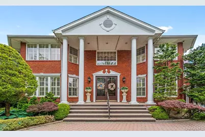 4 Point Crescent, Whitestone, NY 11357 - Photo 1