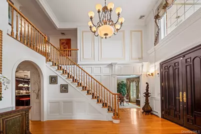 4 Point Crescent, Whitestone, NY 11357 - Photo 7