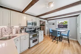 43 College Dr, Stony Brook, NY 11790 - Photo 19