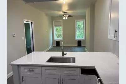 193-14 Jamaica Avenue # 2 Floor, Hollis, NY 11423 - Photo 3