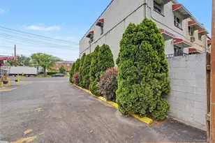 1010 E 233rd St, Bronx, NY 10466 - Photo 25