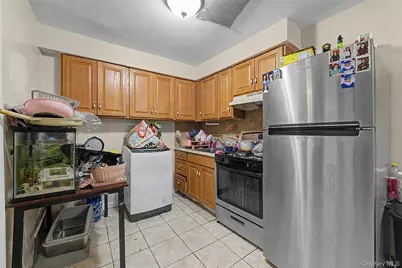 1010 E 233rd Street, Bronx, NY 10466 - Photo 7