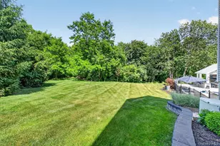 10 Sandlewood Circle, Hopewell Junction, NY 12533 - Photo 37