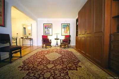118-11 84th Avenue #503, Kew Gardens, NY 11415 - Photo 9