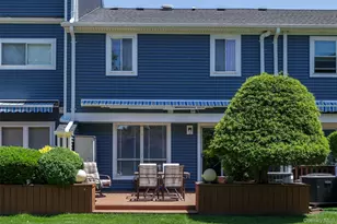 100 Baker Ct, Island Park, NY 11558 - Photo 25