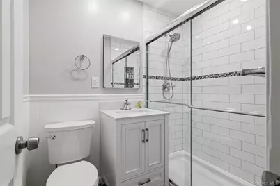 100 Baker Court #22, Island Park, NY 11558 - Photo 15