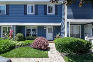 100 Baker Ct, Island Park, NY 11558 - Photo 3
