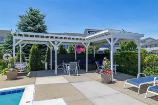 100 Baker Ct, Island Park, NY 11558 - Photo 29