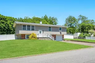 5 Fairway Dr, Port Jefferson Station, NY 11776 - Photo 3