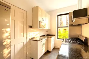 327 E 3rd St, New York, NY 10009 - Photo 5