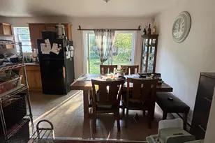 938 Scherger Ave, Patchogue, NY 11772 - Photo 5