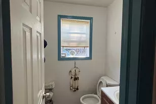 938 Scherger Ave, Patchogue, NY 11772 - Photo 7