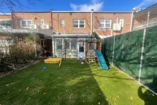 140-14 68th Dr, Flushing, NY 11367 - Photo 11