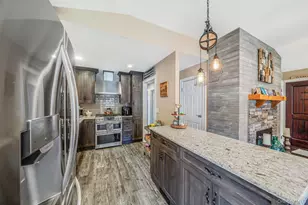 2 Pueblo Ct, Sayville, NY 11782 - Photo 13