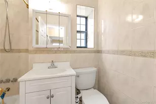 144-20 78th Rd, Flushing, NY 11367 - Photo 11