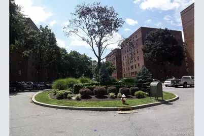 2 Fisher Drive #L1, Mount Vernon, NY 10552 - Photo 13