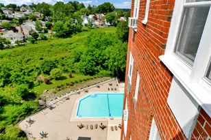 1853 Central Park Ave, Yonkers, NY 10710 - Photo 23