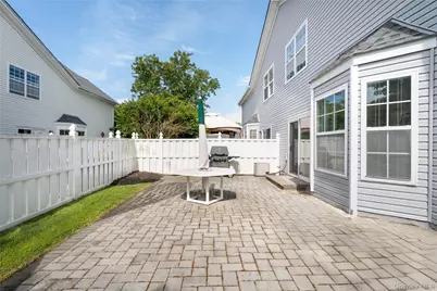 5 Robert Lane #5, Middle Island, NY 11953 - Photo 3