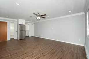 30 Bay Point Ct, West Babylon, NY 11704 - Photo 5
