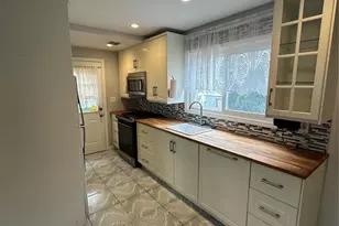 5 Ashwood Rd, Port Washington, NY 11050 - Photo 5