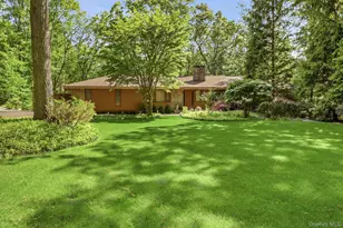 12 Tallwoods Rd, Armonk, NY 10504 - Photo 3