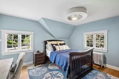 47 W Brookside Drive, Larchmont, NY 10538 - Photo 19