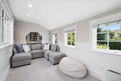 47 W Brookside Drive, Larchmont, NY 10538 - Photo 23