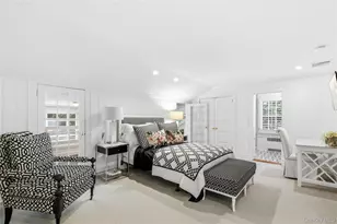 42 Hillcrest Ave, Roslyn, NY 11576 - Photo 17