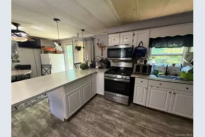 514 Mark Twain Drive, Walden, NY 12586 - Photo 5