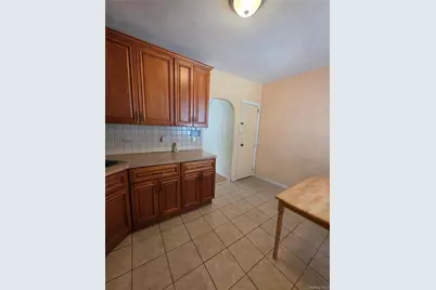 84-11 Sutter Avenue, Ozone Park, NY 11417 - Photo 5