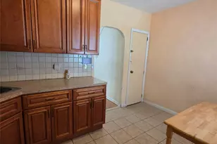 84-11 Sutter Ave, Ozone Park, NY 11417 - Photo 5