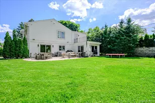 4 Poplar Ct, Great Neck, NY 11024 - Photo 35