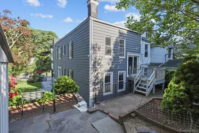 113 Hart Avenue, Yonkers, NY 10704 - Photo 25