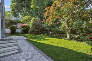 113 Hart Ave, Yonkers, NY 10704 - Photo 21