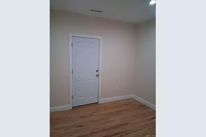 601 E 226th Street, Bronx, NY 10466 - Photo 19