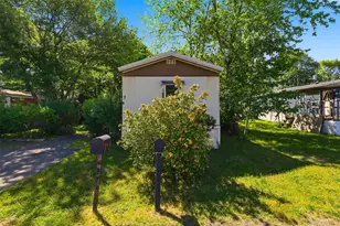 2 Daisy Dr, Port Jervis, NY 12771 - Photo 3