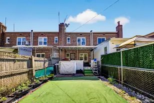 70-08 165th St, Fresh Meadows, NY 11365 - Photo 25