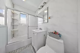 70-08 165th St, Fresh Meadows, NY 11365 - Photo 17