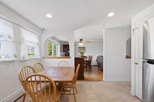 454 Hawkins Rd, Selden, NY 11784 - Photo 13