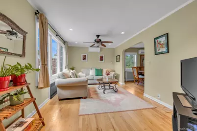 284 Whitehall Road, Garden City, NY 11530 - Photo 3