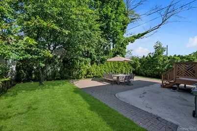 284 Whitehall Road, Garden City, NY 11530 - Photo 19