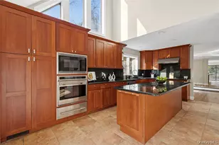 27 Ravine Rd, Miller Place, NY 11764 - Photo 9
