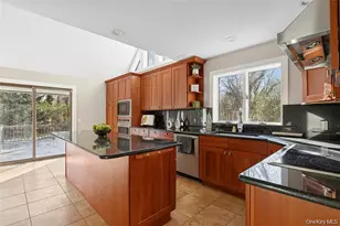27 Ravine Rd, Miller Place, NY 11764 - Photo 9